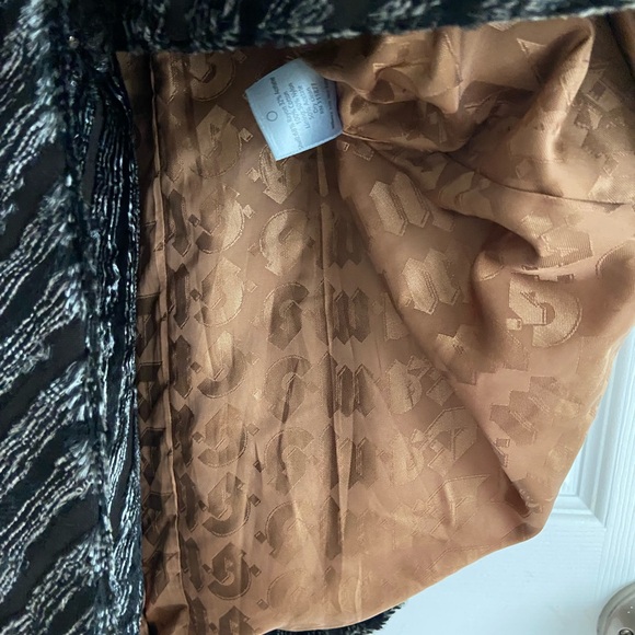 NWOT L.A.M.B Gwen stefani faux fur pattern trench Striped Coat x3 host pick!!♥️ - Picture 4 of 8